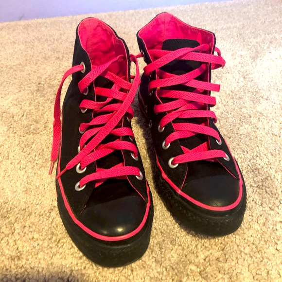 Converse Shoes - Black and Pink Converse